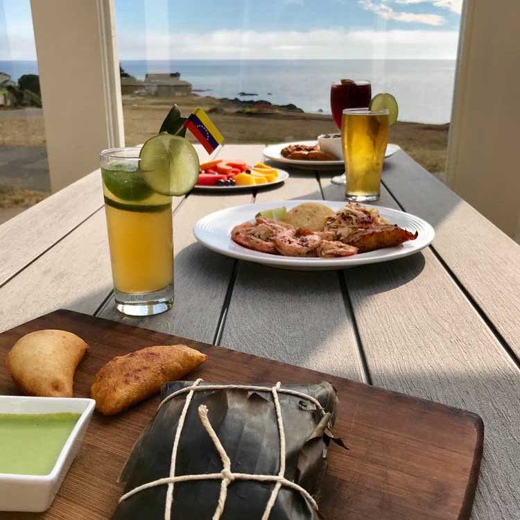 Places to Eat in Shelter Cove, California - Mi Mochima