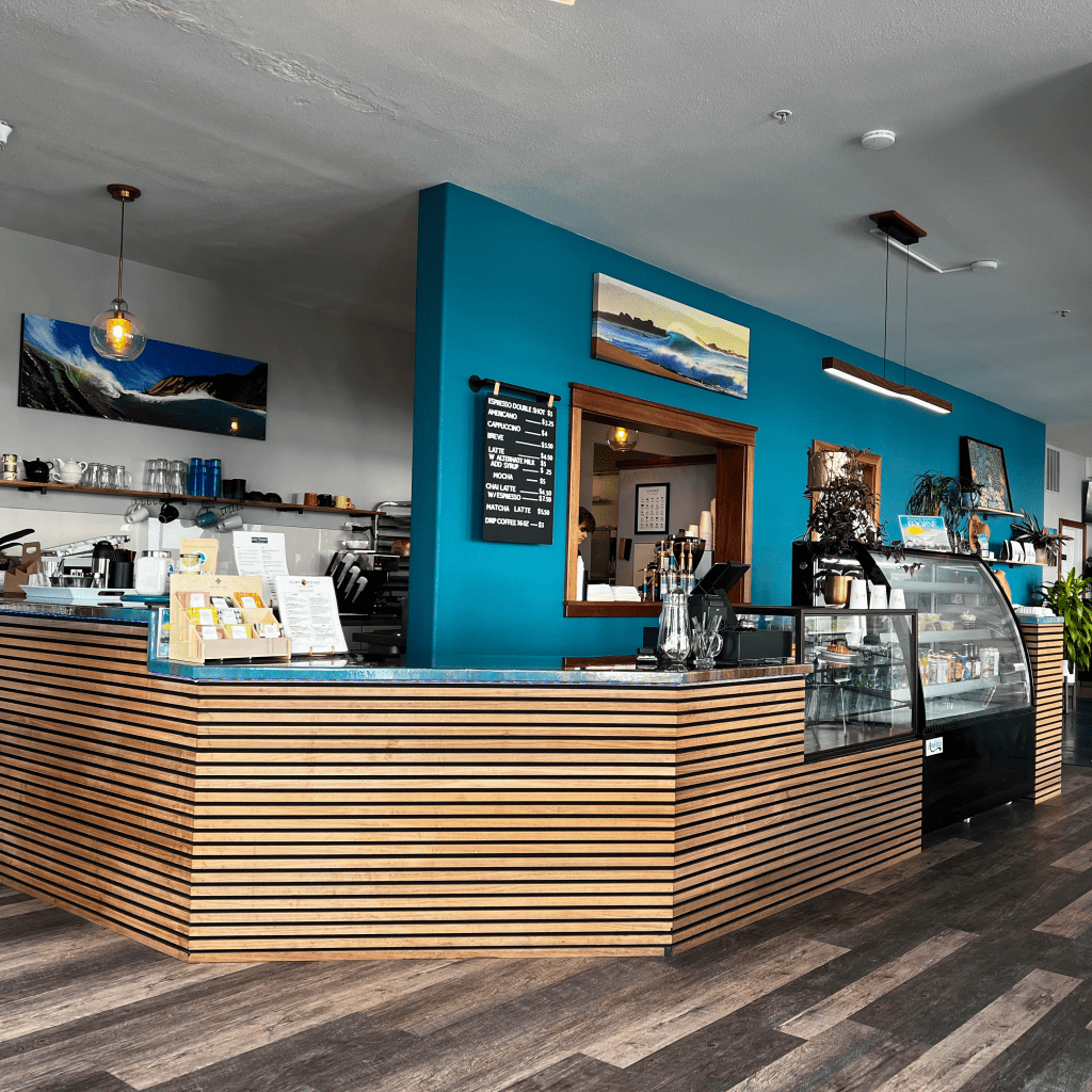 Places to Eat in Shelter Cove, California - Surf Point Coffee and Bistro